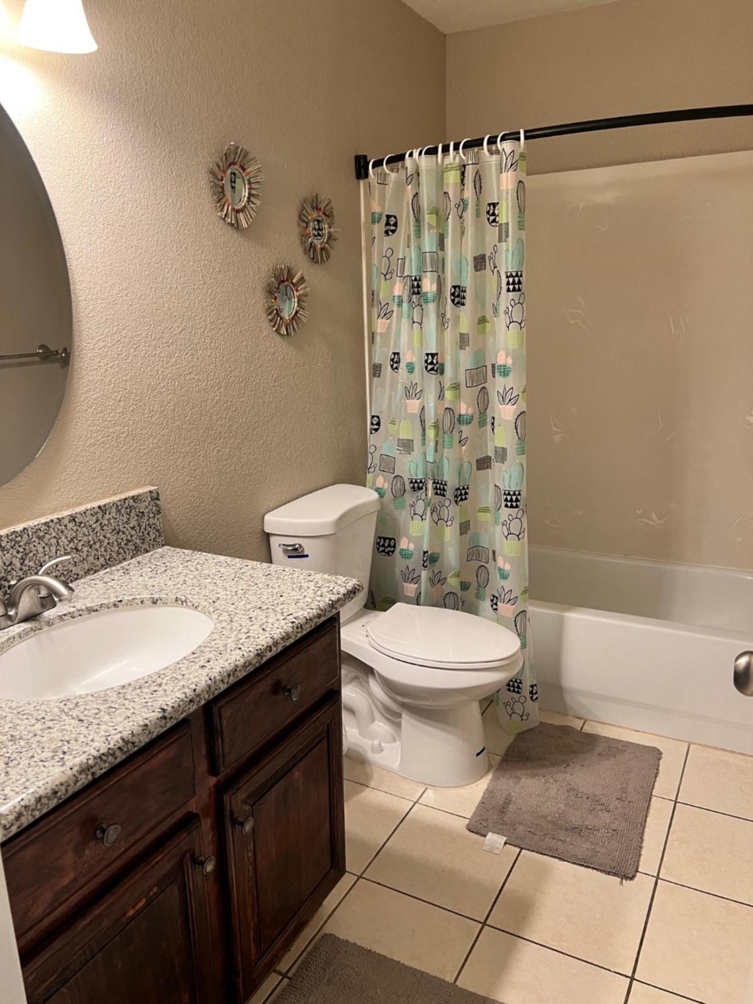 Serene 2Bed 1Bath Condo With Parking Fresno Exteriér fotografie